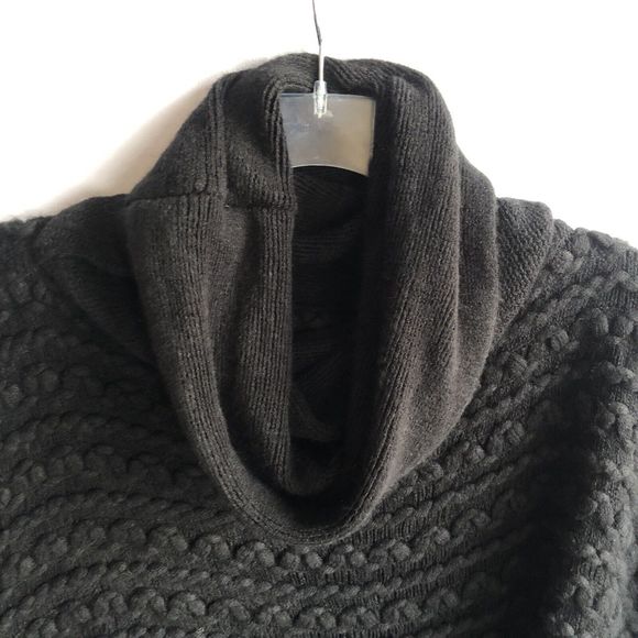 Love of Fashion LOF Black Sweater/Poncho, Cowl Neck Wooden Buttons, Loose Weave - Picture 3 of 8